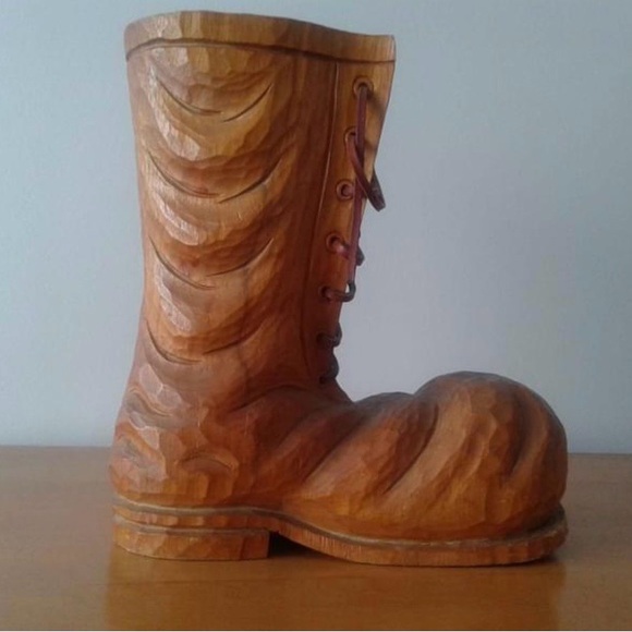 Wood shoe sculpture / Botte en bois sculpté - Picture 6 of 6